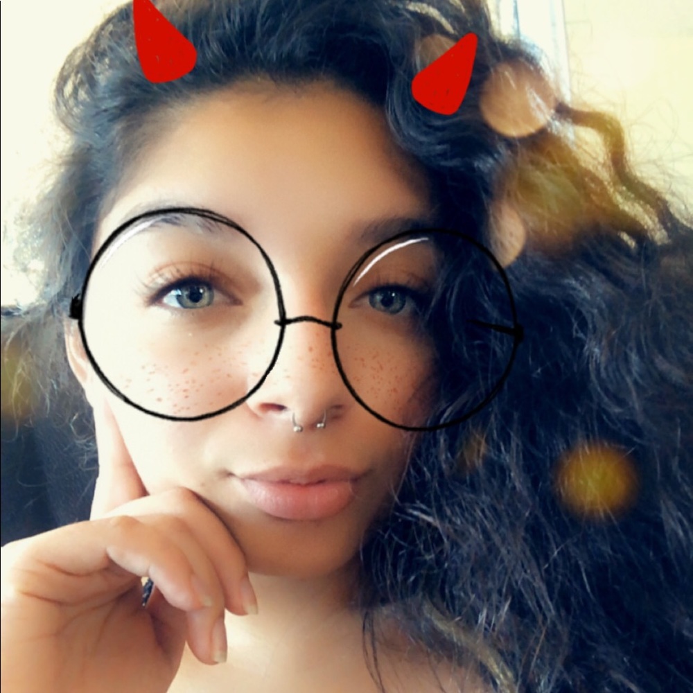 Meet your Posher, Mickaela